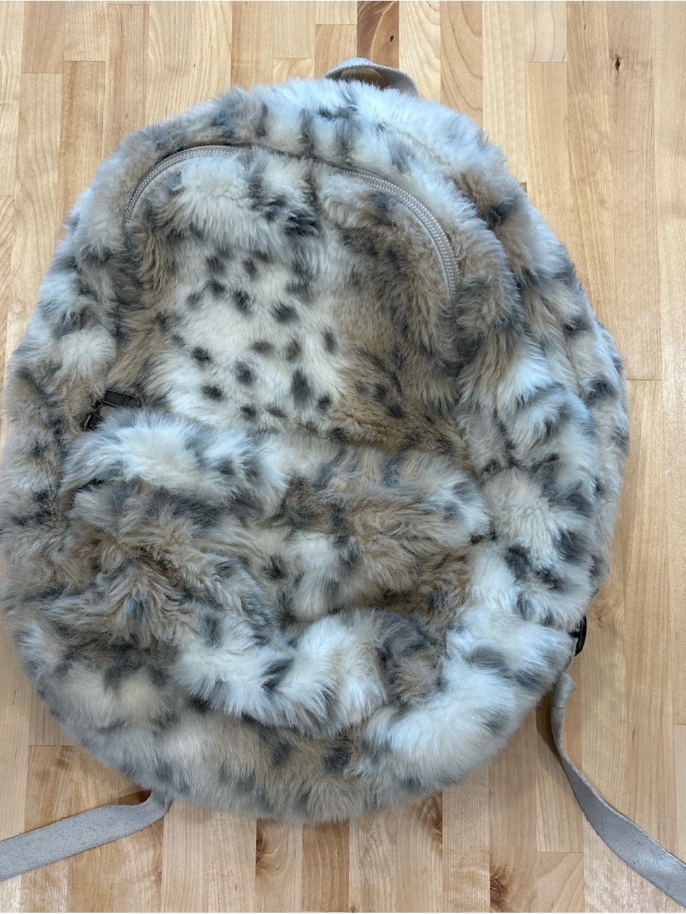 PB Teen Pottery Barn Faux Fur Snow Leopard Backpack Full Size Rare Animal Print